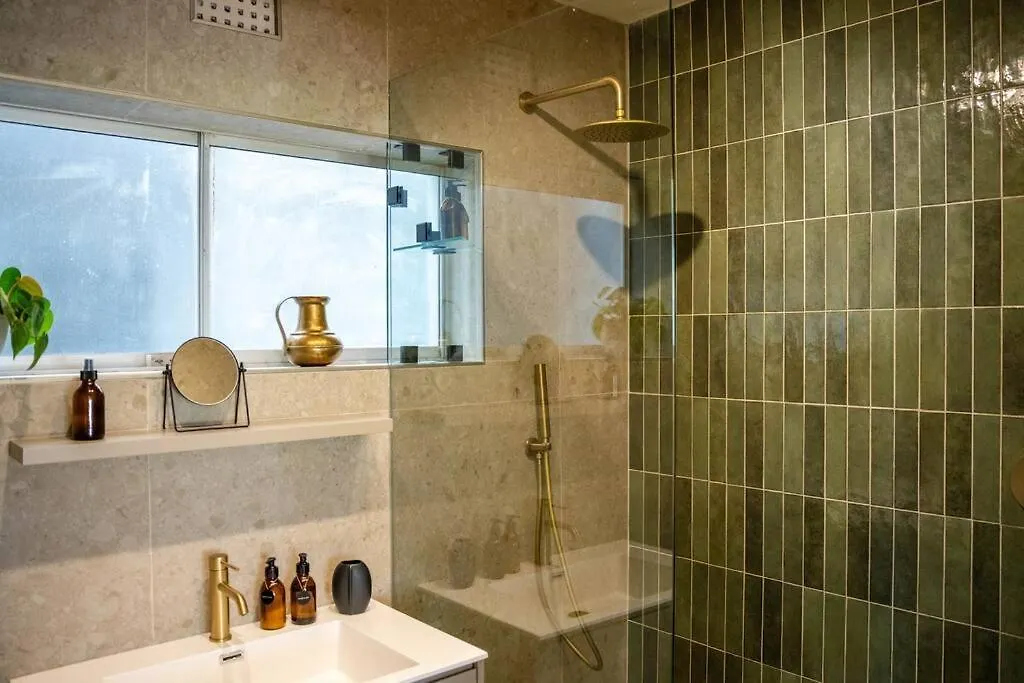 The Asvati - Chic Two Bedroom Apartment In Green Point Le Cap