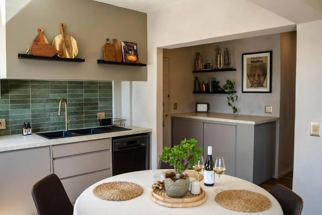 The Asvati - Chic Two Bedroom Apartment In Green Point Città del Capo
